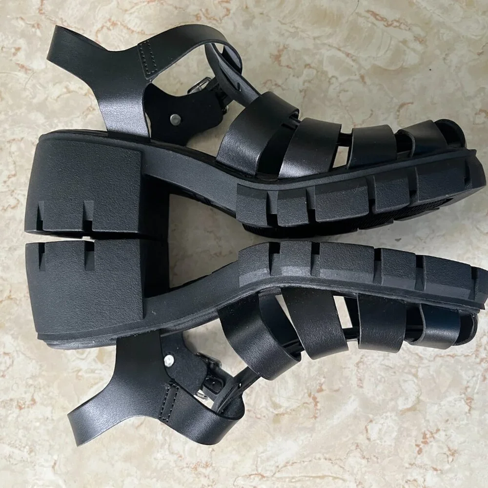 NWOB Madden NYC Sz 8.5 Genesis Fisherman Block Heel Sandals in Black - Picture 6 of 10